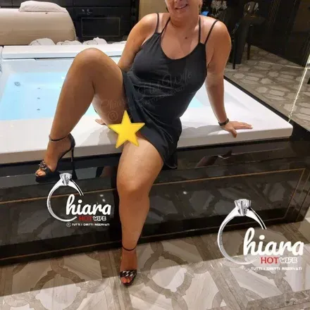 OnlyFans cuenta chiarahotwife avatar 1