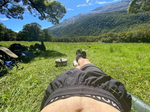 OnlyFans cuenta kiwiflatwhite header 2