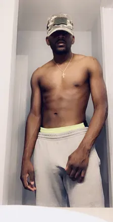 OnlyFans cuenta ricolove33 avatar 1