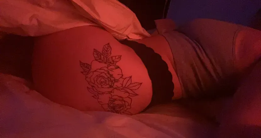 OnlyFans cuenta reganmichelleee header 2