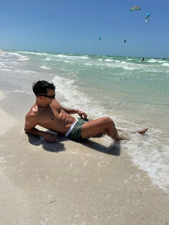 OnlyFans account  francisyourtoy header 2