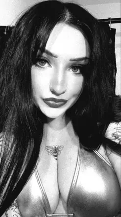 OnlyFans cuenta numetalbarbie avatar 1