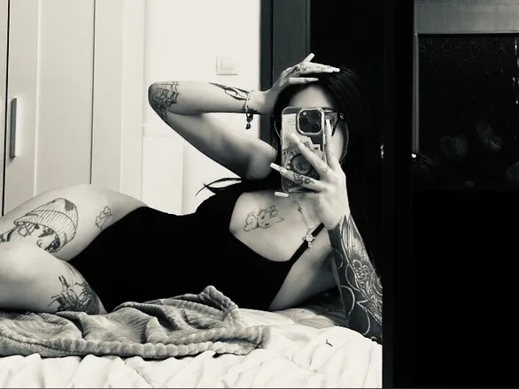 OnlyFans cuenta asialucia header 2