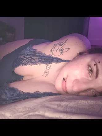 OnlyFans cuenta nerdymetalhead header 2