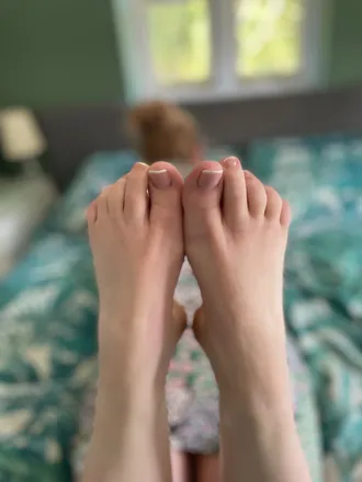 OnlyFans cuenta mrssexytoesuk header 2