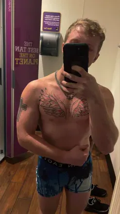 OnlyFans of cflowerz123