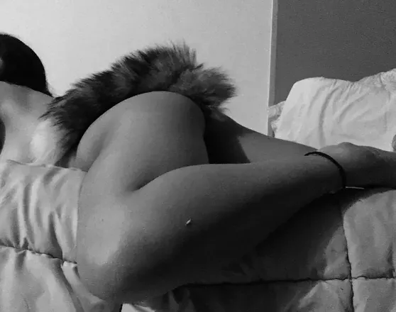 OnlyFans account  sinammonroll header 2