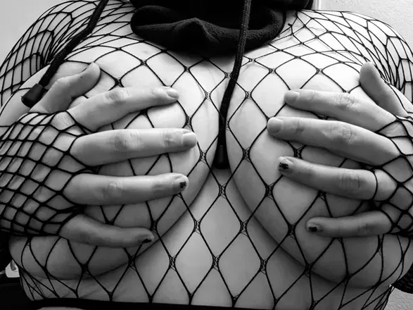 OnlyFans cuenta velvetmistresskira avatar 1
