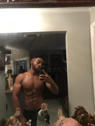 OnlyFans cuenta experiencewithclo avatar 1