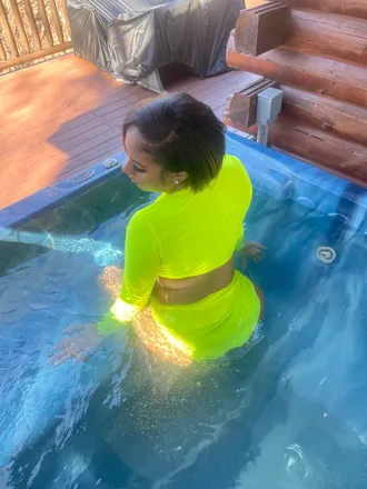 OnlyFans account  theelysiandream header 2