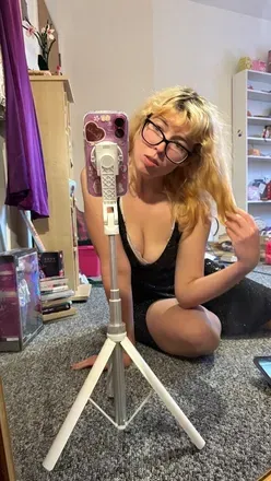 OnlyFans of strawberrydollxo