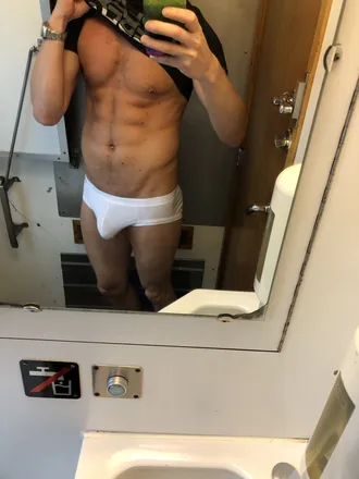 OnlyFans cuenta swegayguy28 header 2