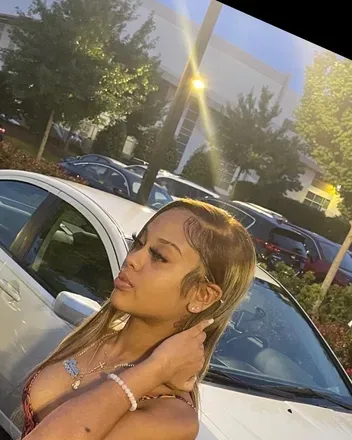 OnlyFans cuenta alandamiri header 2