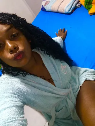 OnlyFans cuenta zaraberry header 2