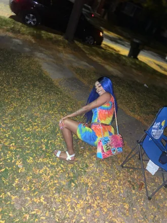 OnlyFans account  queenzi header 2