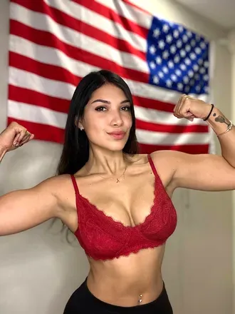 OnlyFans of miaisvibing