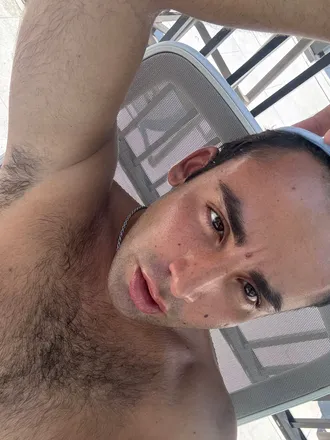 OnlyFans account  kendreamz header 2