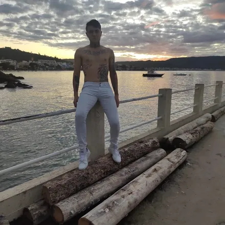 OnlyFans cuenta danielmagains header 2