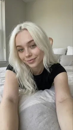 OnlyFans account  nylaa.snow avatar 1