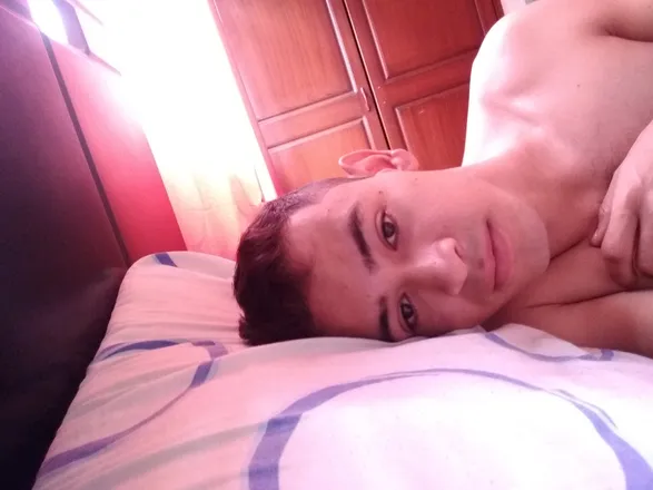 OnlyFans cuenta pippecortes header 2