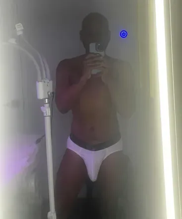 OnlyFans cuenta blatinochulo212 avatar 1