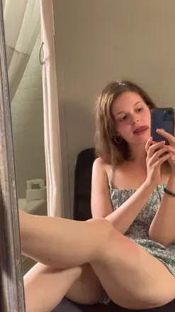 OnlyFans cuenta s.kitty_rawr header 2