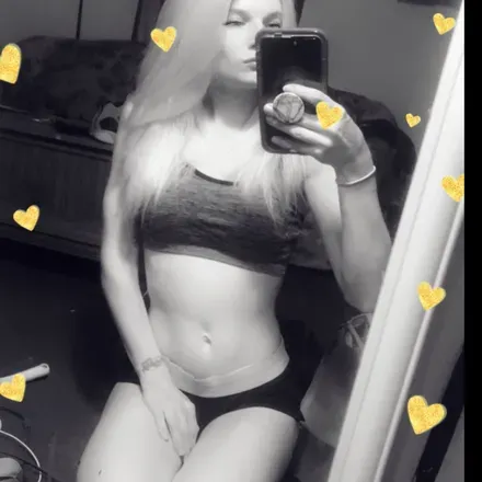 OnlyFans cuenta queenkatx3 avatar 1
