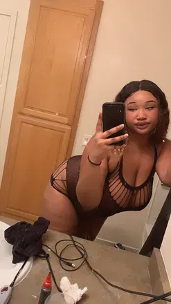 OnlyFans cuenta therealchynawhite avatar 1