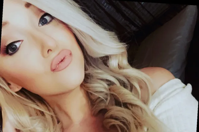 OnlyFans cuenta alayna2012 header 2
