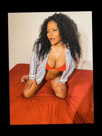 OnlyFans cuenta mariacortes2 header 2