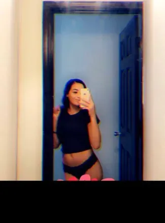 OnlyFans cuenta ari_1519 avatar 1