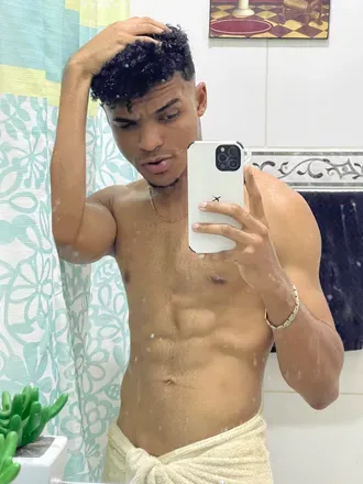 OnlyFans cuenta thedomi_r avatar 1
