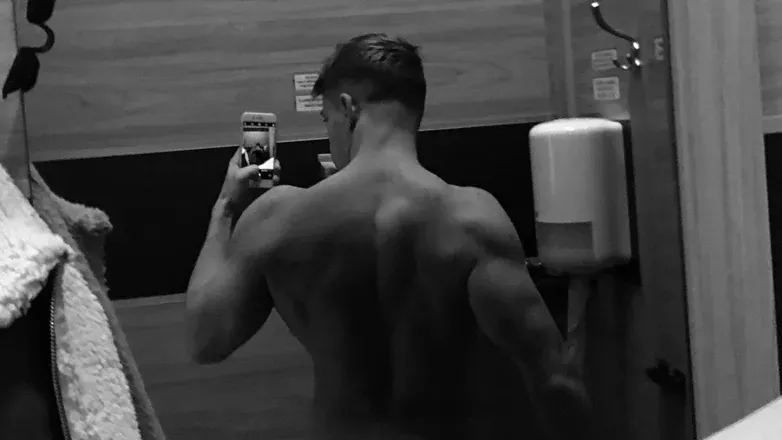 OnlyFans cuenta jake_stone_18 header 2