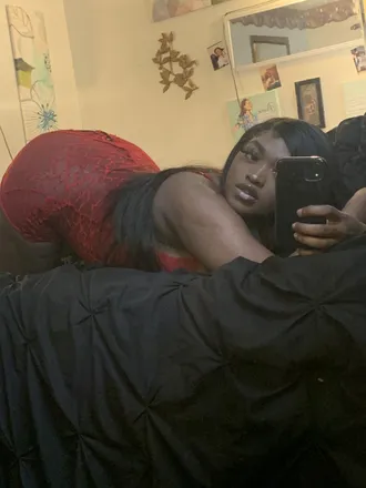 OnlyFans cuenta queentaayee header 2