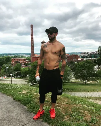 OnlyFans cuenta shades_804 avatar 1