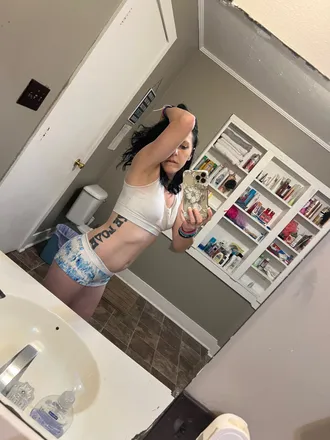 OnlyFans cuenta wildnoutwet header 2