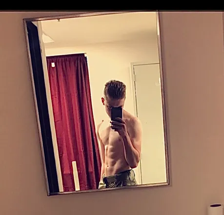 OnlyFans account  wheels45 header 2