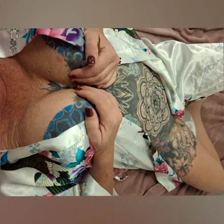 OnlyFans cuenta piercedntattooed header 2