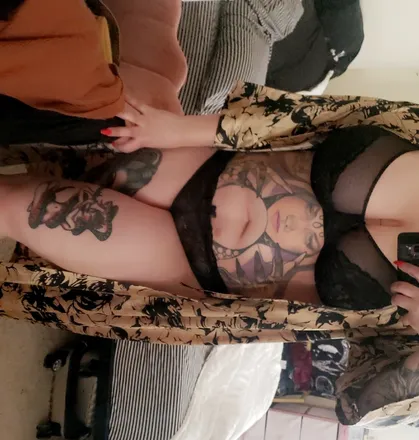 OnlyFans cuenta muliermalum header 2