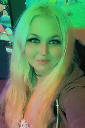 OnlyFans cuenta singingbakedalaska574 previous_avatars_1 3