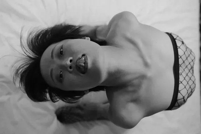 OnlyFans cuenta karriekitten header 2