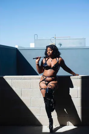 OnlyFans cuenta dvngoddesssiren header 2