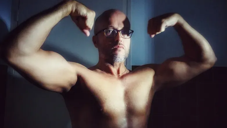 OnlyFans cuenta musclesinaction header 2