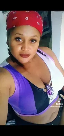 OnlyFans account  eve-09 avatar 1