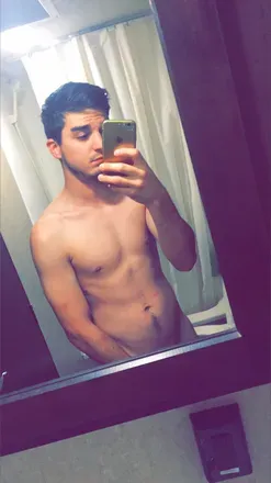 OnlyFans cuenta ry_ry98 avatar 1
