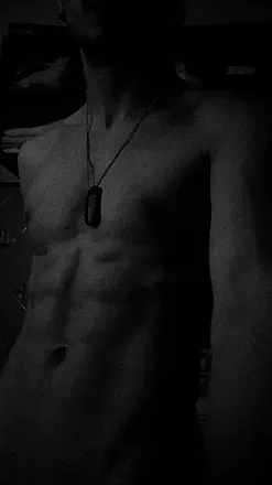 OnlyFans cuenta nikonlynik avatar 1