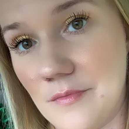OnlyFans cuenta u1936katie header 2
