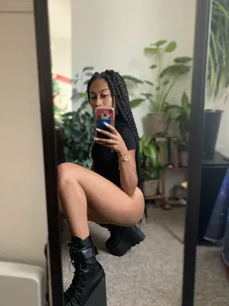 OnlyFans cuenta sacredszn avatar 1