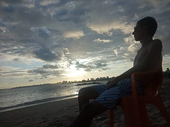 OnlyFans cuenta lucas.on header 2