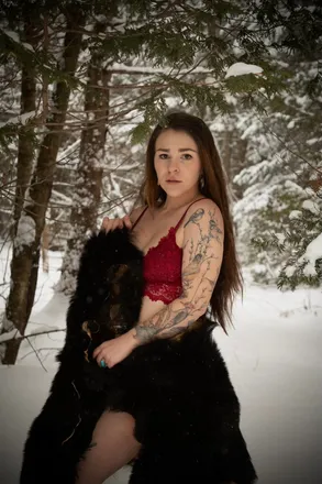 OnlyFans account  thataxidermygurl avatar 1